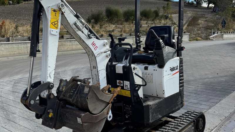 OmecoHub - BOBCAT E10Z